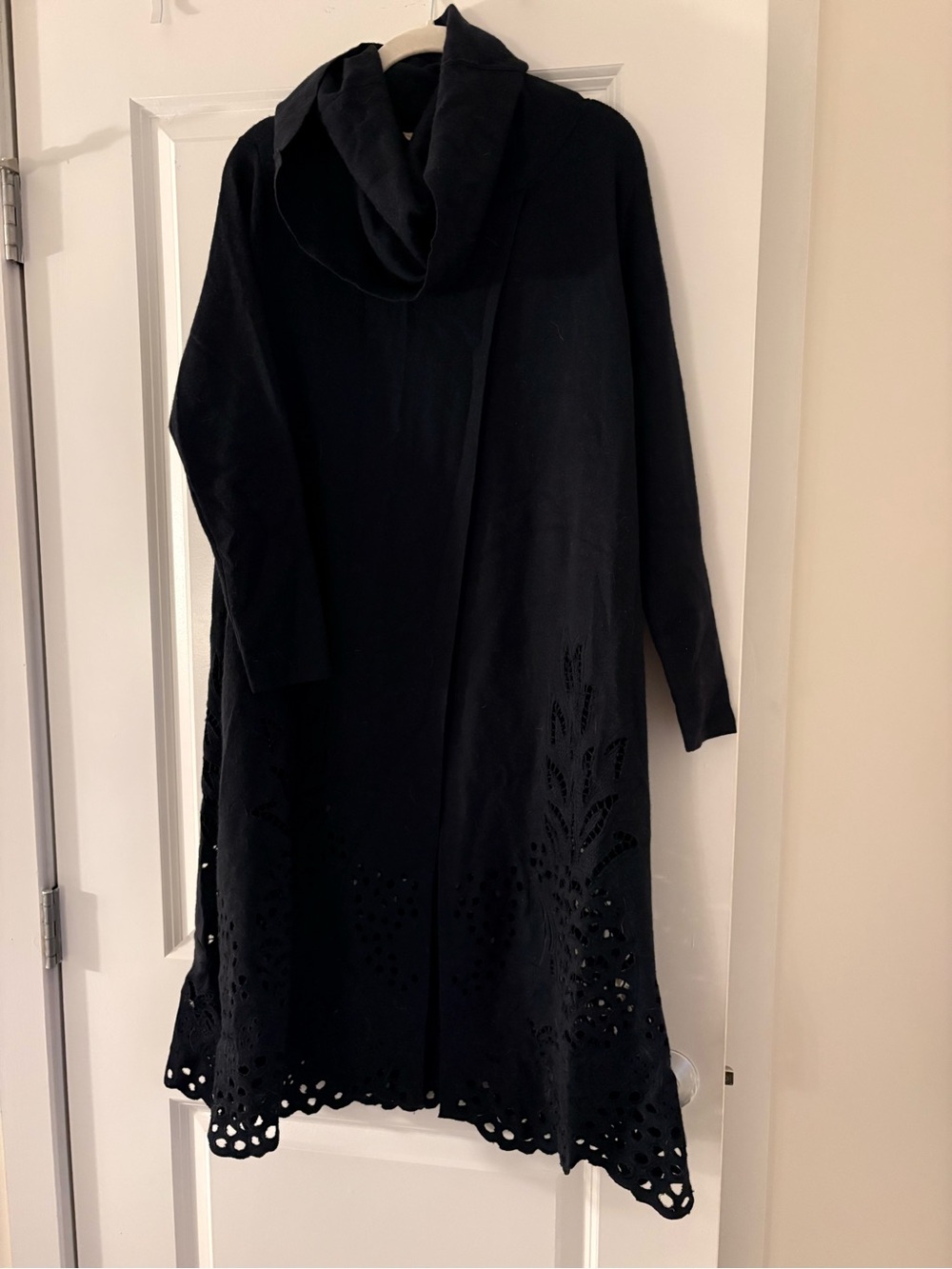 Soft Surroundings Black Long Sleeve Scalloped Hem Dress
